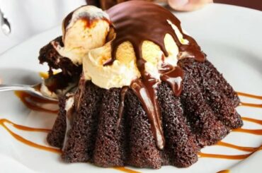 14 Chain Restaurant Desserts You Need To Try Before You Die