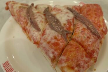 Spontini - Italian double cheese pizza - #Italianpizza  - enjoy relaxation and pleasure through food