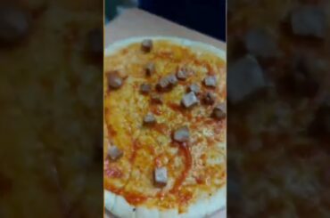 Chicago Pizza | Mozzarella Cheese | Italian Cuisine | #shorts #foodzaggy