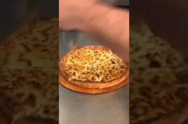 Italian pizza | Cooking with MAA gee