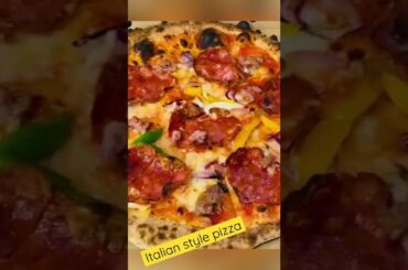 Italian style 2022#pizza #food #foodporn #pizzalover #foodie #pizzatime #instafood #italianfood