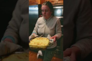 Finished WARM DELICIOUS SHEPHERD'S PIE #food #foodie #foodinsider #recipes #recipes_easy #recipe