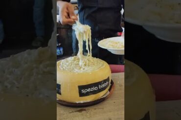 Yummy Cheese Wheel Chicken Alfredo from SpeziaBistro, Hudson lane #cheese #cheesewheelpasta #italian