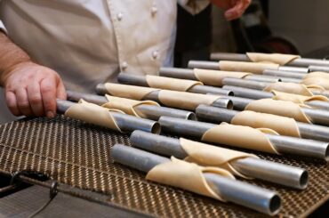 American Food - ITALIAN CANNOLI WITH CHOCOLATE CHIPS AND RICOTTA CREAM Ferrara Bakery NYC