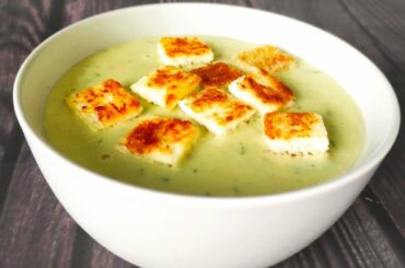 Creamy Garlic Soup | Easy Garlic Soup Recipe | Italian Style Garlic Soup with Crispy Croutons |