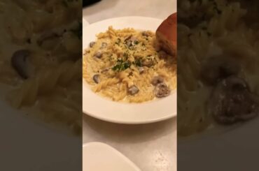 Best Italian Restaurant in Delhi | Best Italian Food in Delhi | Best White Sauce Pasta #shorts