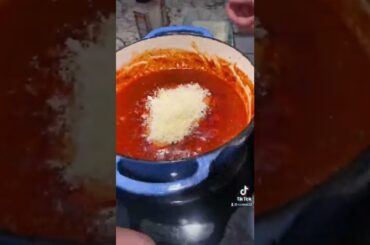 Spaghetti Pomodoro w/beef and a secret ingredient! #spaghetti #pasta #foryou #italian #cooking