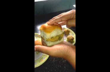 Mumbai style Dabeli recipe shorts.. #recipe #dabeli #mumbai street food #italian food