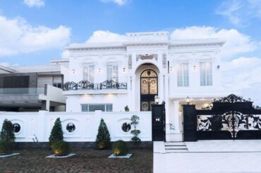 1 Kanal Brand New Royal Class Victorian Luxurious Designer Mansion in Phase 6 DHA Lahore, PG 2