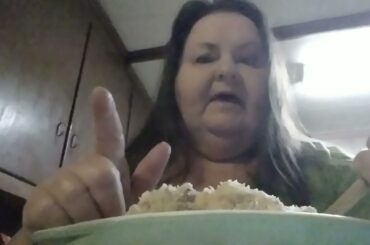 YC Cooks Wild Caught Alaskan Salmon & Shells Pesto from Italy for Supper