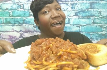HUGE EXTRA MEATY SPAGHETTI MUKBANG!!!!*SPAGHETTI&GARLIC BREAD*ITALIAN FOOD*EATING SHOW*ULOVE CHANI