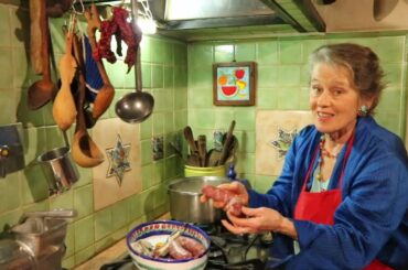 Learn to cook Italian with me: Easy One-pot Umbrian Farmers' Pasta