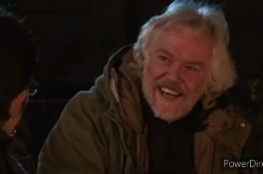 Corrie- Stu Surprise Yasmeen With Wine & Tracy, Steve & Mary Has A Setback With Their Wine (23/2/22)