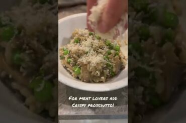 Mushroom Pea Risotto - a taste of Italy  #food #shorts #subscribe