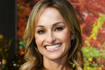 The Real Reason Why Giada De Laurentiis Closed Her Restaurants