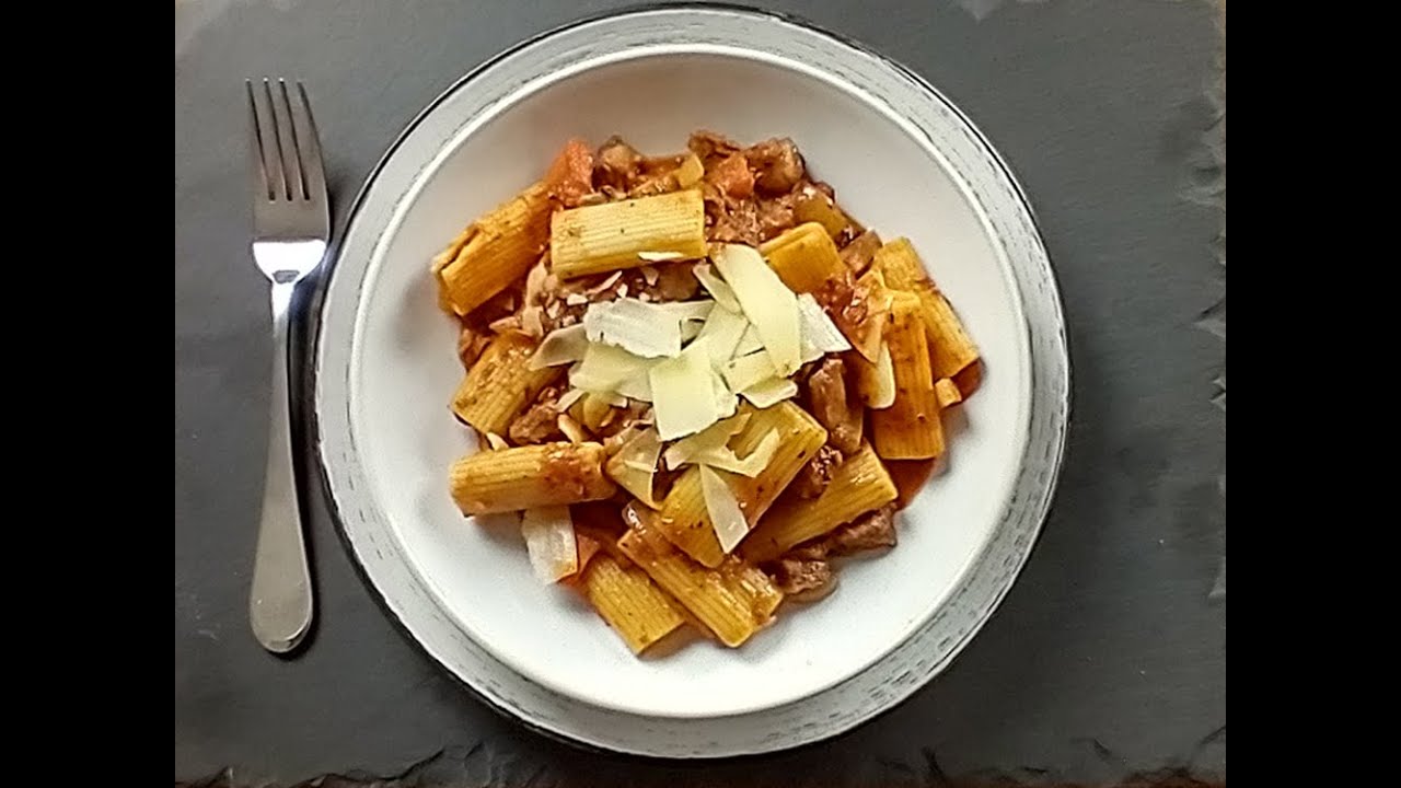 Giada de Laurentiis – Rigatoni and Steak Giada de Laurentiis - Rigatoni and Steak