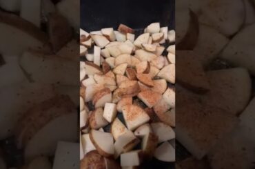Cajun seasoned potato hash (set to Italian music) #cooking #cajun