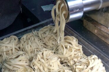 Italian Pasta Hand Made and Cooked On The Road. London Street Food