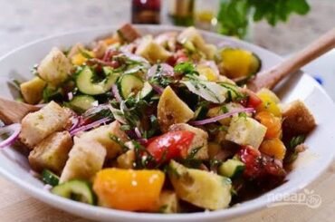 Italian Panzanella salad