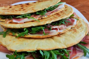 Piadina Recipe | Italian flatbread