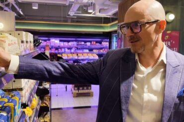 Shop with an Italian at Little Farms