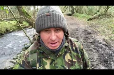 Italian Gorgonzola & Spinach Pasta, Camping, cooking under DPM basha/tarp.