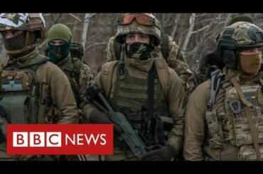 Ukraine's capital braced for Russian onslaught - BBC News