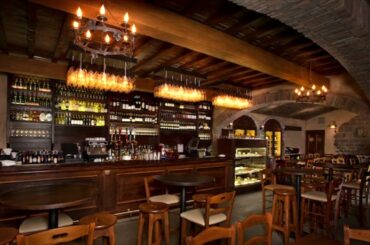 Epcot Tutto Gusto (Wine Cellar) 2022