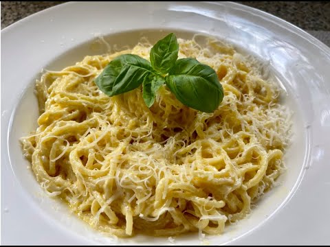 Spaghetti Alfredo – a classic Italian dish | Spaghettis Alfredo | Homemade restaurant style Spaghetti Alfredo - a classic Italian dish | Spaghettis Alfredo | Homemade restaurant style