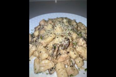 Gnocchi with Creamy Chicken & Mushroom #shorts#pasta#pastarecipe#food#italian