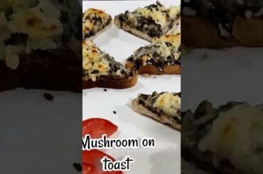 Food blog | Italian food type | Cheese Pasta | Mushroom toast