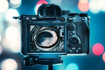 Night Photography in a Complicated City (Photoshoot + Editing Tutorial)