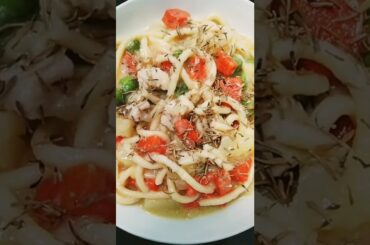 Chicken spaghetti in cream of onion #italianfood #shorts