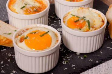 HOW TO MAKE ITALIAN BAKED EGGS #italian #baked #egg #italianrecipe