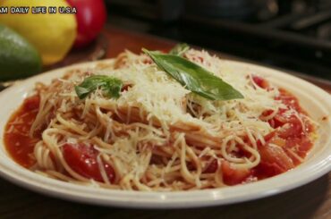 Grandma's Cooking | How To Cook Italian Spaghetti With And Without Cheese? Super Delicious