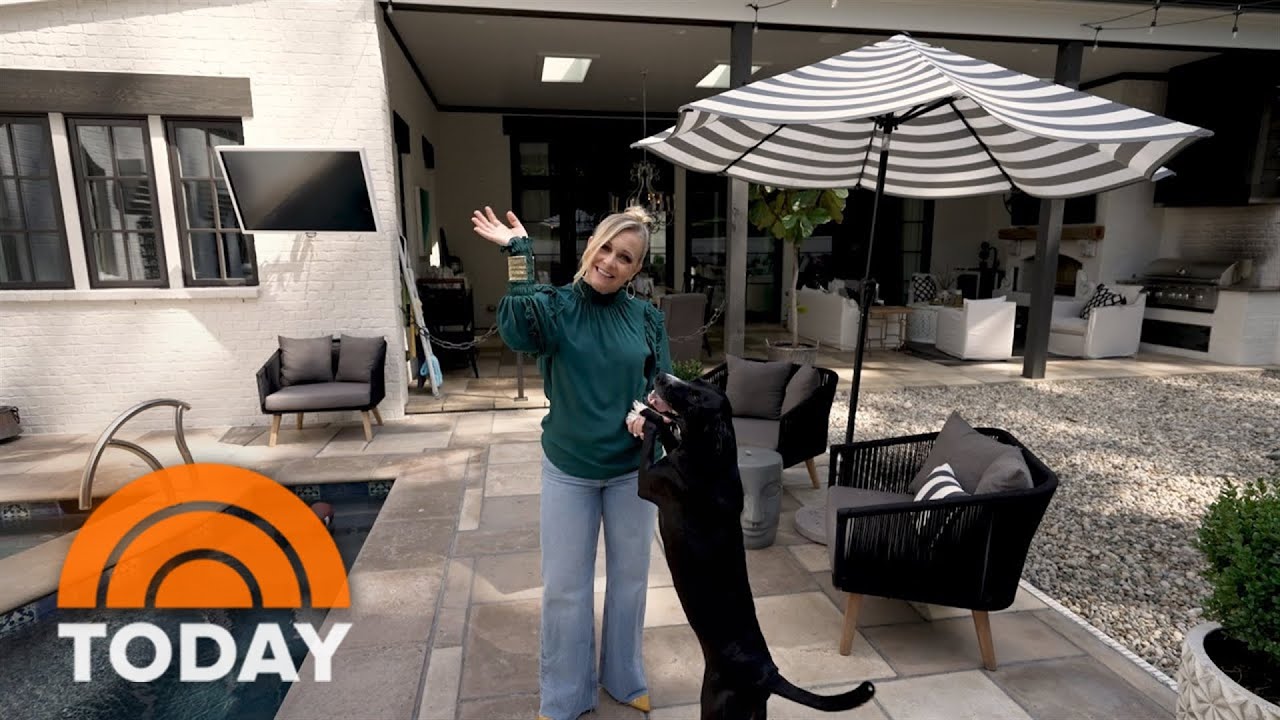 Tour Melissa Joan Hart’s Unique Tennessee Home Tour Melissa Joan Hart’s Unique Tennessee Home