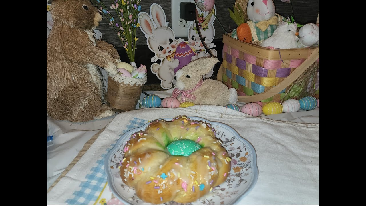 Easter Bread! | Holiday Cooking #easterrecipes #breads #holidaybaking #italianrecipes #eastercooking Easter Bread! | Holiday Cooking #easterrecipes #breads #holidaybaking #italianrecipes #eastercooking
