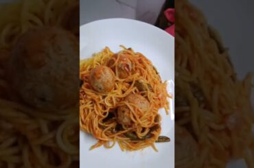 Spaghetti and meatballs #italianfood #shorts #homemadefood