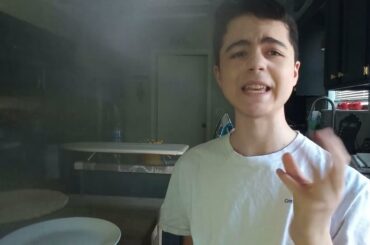 How You Look When You Order Italian Food