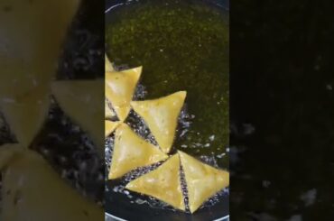 SWOLLEN NACHOS #asmr #shorts