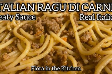 How Italian Ragu di Carne is being cooked. Meat sauce for spaghetti, tagliatelle and lasagna dishes.