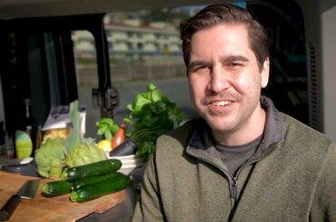 Gourmet Italian cooking in a Vanaholic kitchen with professional chef Alessandro Coppola.