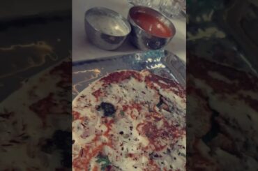 uttapa #uttapam #uttappa #foodtours #food #onionuthappam #foodie #foodlover
