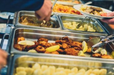 Gross Things You Never Knew About Eating At A Buffet