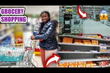 GROCERY SHOP WITH ME | FOOD SHORTAGE IN ITALY | EMPTY SHELVES | PANIC BUYING