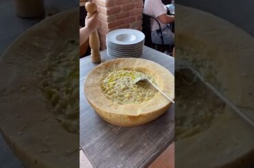 Cheese Wheel Pasta H #foodtiktok #cheesewheel #italianpasta #pasta #italianfood #eatfo 650