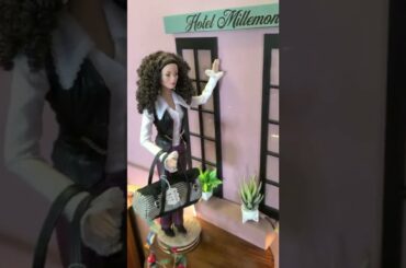 My 1:4 Dollhouse Hotel (by Ginny) - Portrait Mode