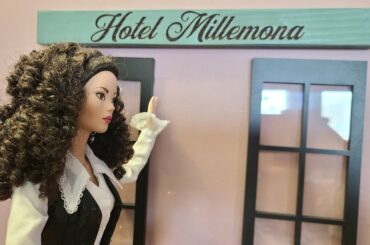 My 1:4 Dollhouse Hotel (by Ginny) Landscape mode