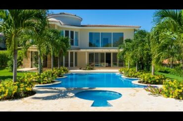 Executive Home in Gated Community in Sosua - !0 Minute Walk to Beach. Very Private Lot. $790.000