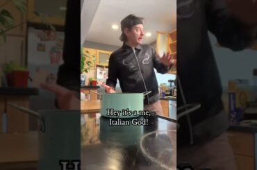 ITALIAN HUSBAND REACTS TO BrEAkINg ThE SpAgHeTti!